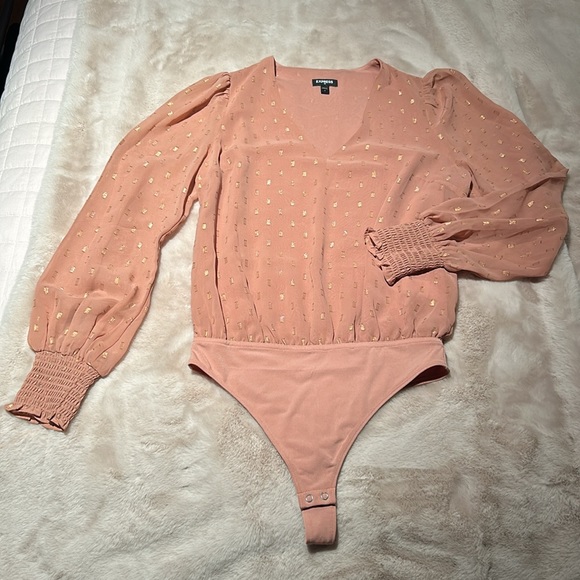 NWOT- EXPRESS Blush Bodysuit - Picture 1 of 8